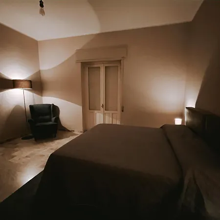 בית נופש Ficu Palace *